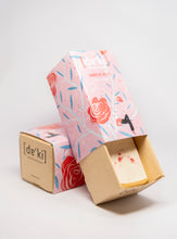 Carregar imagem no visualizador da galeria, Sabão 100% Azeite, com Rosas